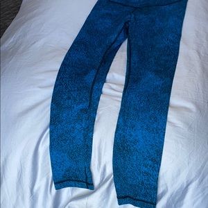 LULULEMON SIZE 6 LEGGINGS